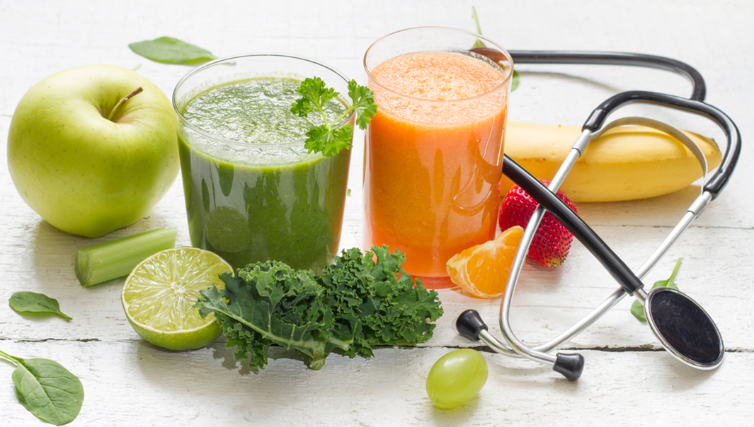 glasses of fruit and vegetable smoothies